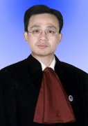 <b>詹律师</b>